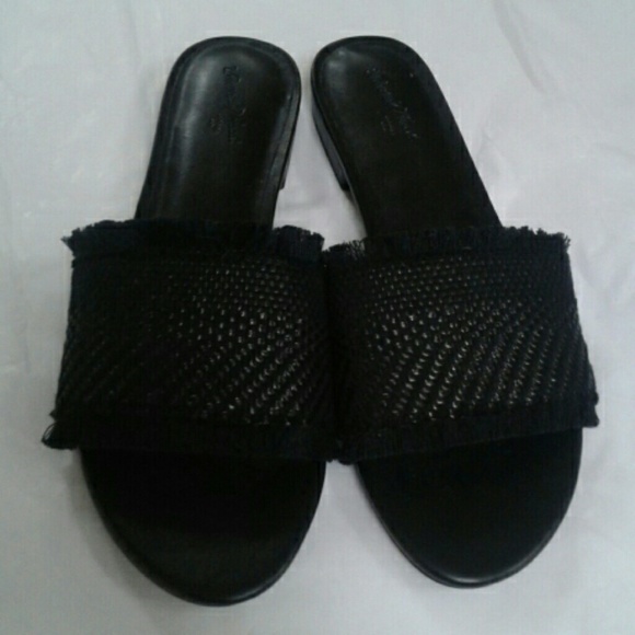 Universal Thread Shoes - Universal Thread Black Woven Slides women's 8